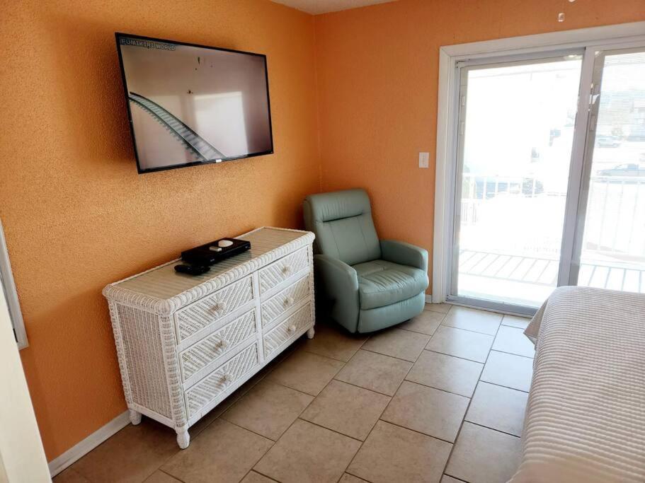 Beachfront Condo In Paradise Ocean City Bagian luar foto